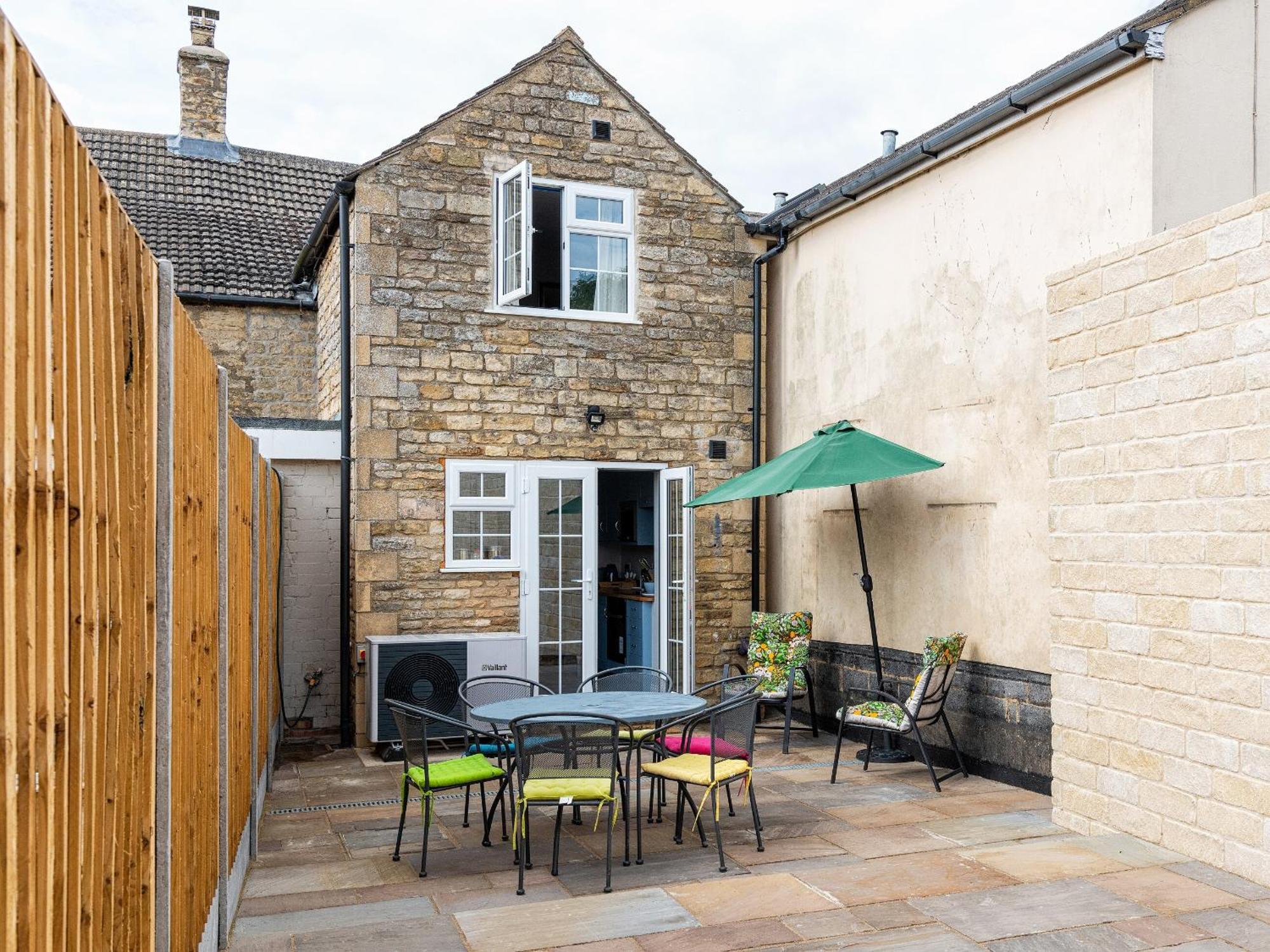 Red Kite Cottage Easton on the Hill المظهر الخارجي الصورة